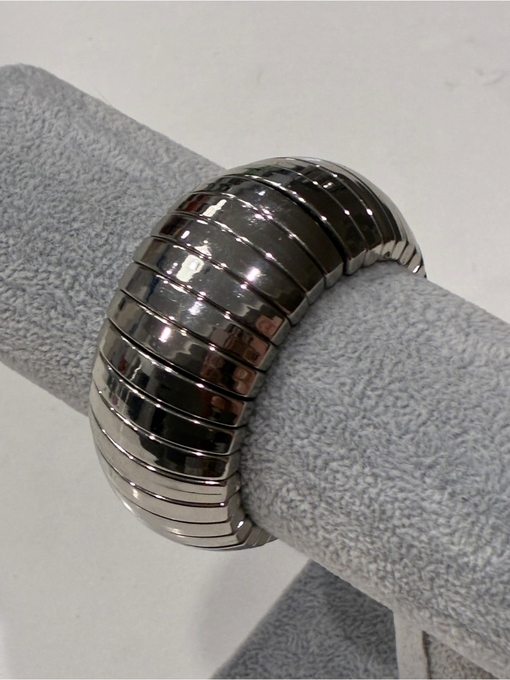 Vintage Modernist Silver Tone Segmented Expansion Cuff Bracelet Chunky Chrome